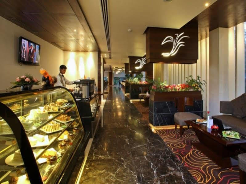 Godwin Hotel Haridwār Eksteriør billede